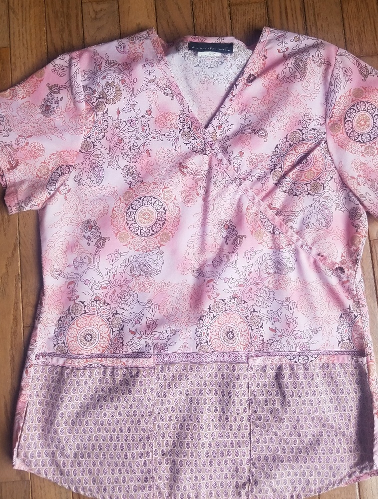 💕 Pretty Scrub Shirt